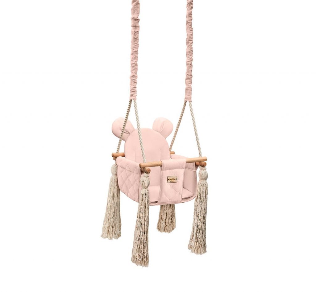 Huśtawka Velvetswing to estetyczny dodatek do pokoju dziecka.